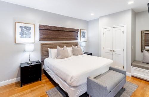 Fifth Ward House | The Newport Lofts - 595 Thames Street