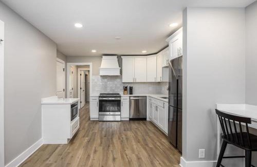 Hillsboro West End Apartment | The Nomad by AvantStay Modern Comfort Near Downtown