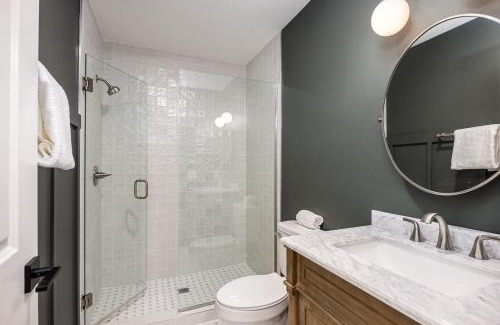 Hillsboro West End Apartment | The Nomad by AvantStay Modern Comfort Near Downtown