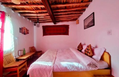 Spiti House | The Nomad's Cottage-Losar , nearest hotel stay to visit Chandra Tal - Lake , in Spiti Valley