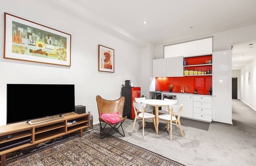 Melbourne Central Business District Apartment | The Nook A Prime Location to Explore Melbourne