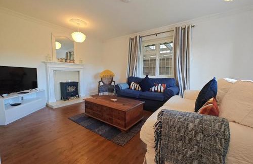 Brighstone House | The Nook - Brighstone