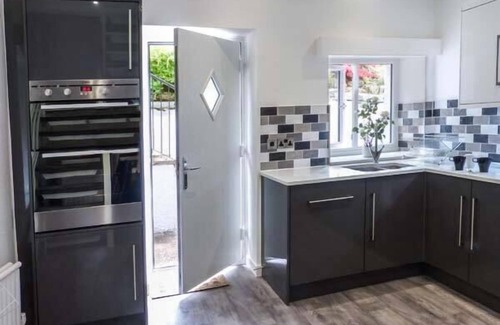Bowness-on-Windermere Cottage | THE NOOK, family friendly, with open fire in Bowness-On-Windermere