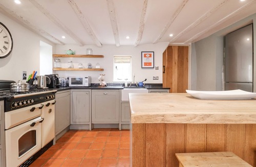 Cavendish Cottage | THE NOOK, pet friendly, character holiday cottage in Long Melford
