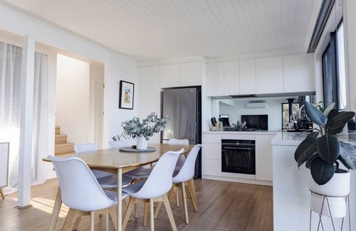 Wye River House | The Nook - relaxing home breathtaking ocean views