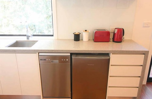Kingsville Apartment | The Nook Studio Apartment