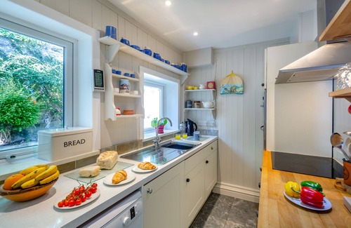 Beaumaris House | The Nook - Two Bedroom House, Sleeps 4