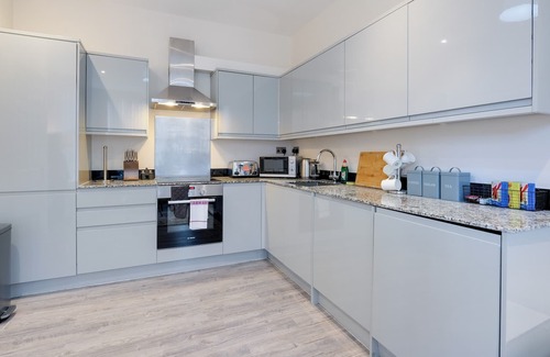 Maidenhead Apartment | The Norfolk Spacious 1 bedroom Apt with Parking, Maidenhead, Apt 4