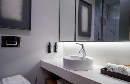 Torba Hotel | The Norm Collection Door'a Bodrum