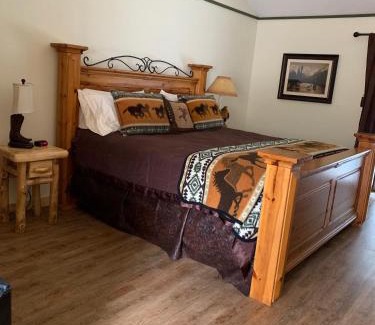 Lake City Hotel | The North Face Lodge