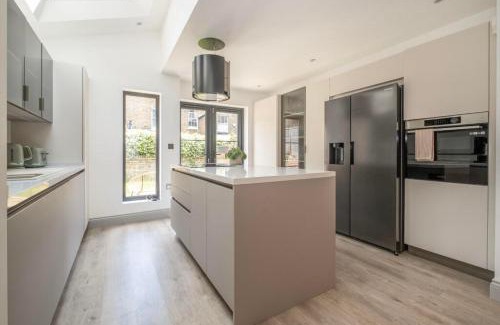 Queen's Park House | The North Kensington House