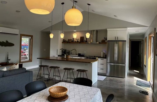 Washburn Cabin | The North Oak, a Modern Cabin