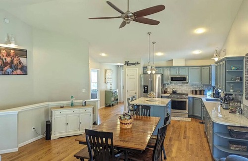 Ludington House | The North Shores Upscale Home Near The Beach