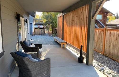 North Star House | The Northern Moose Retreat