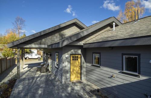 North Star House | The Northern Moose Retreat