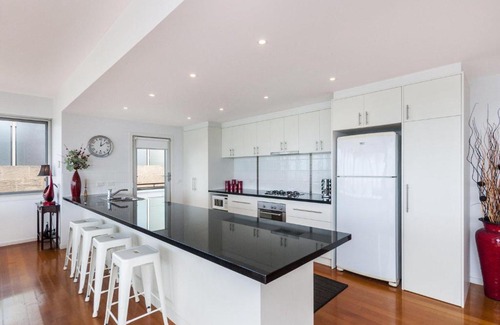 Port Fairy House | The Nushak