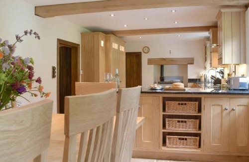 Kington House | The Oak
