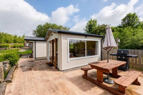 Londonderry Other | The Oaks Luxury Lodges