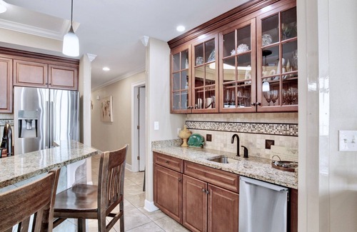 Orange Beach Condo | The Oasis 2105 | Spacious, Lazy River, Poolside Grill, New Splash Pad, Pool with Slide!