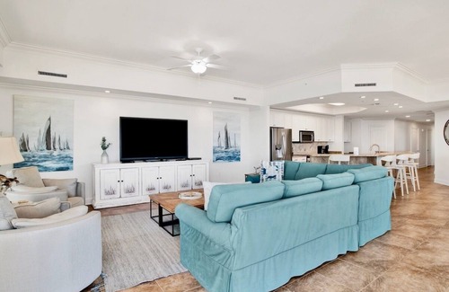 Orange Beach Condo | The Oasis 511 | Formerly Phoenix West II 511