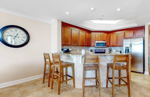 Orange Beach Condo | The Oasis at OB 1903 ~ Lazy River, In/Outdoor Pools + $400 in FREE Activities Daily ~ Zoo/Parasail+