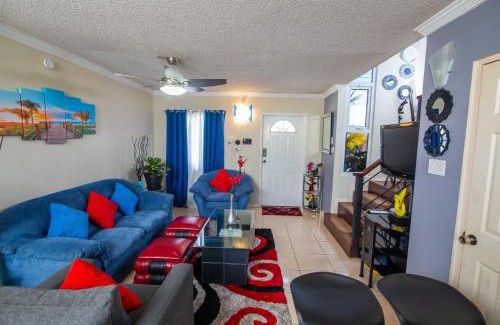 Caribbean Estates House | The Oasis I, Portmore Country Club