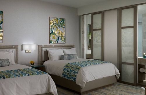 Hollywood Hotel | The Oasis Tower at Seminole Hard Rock