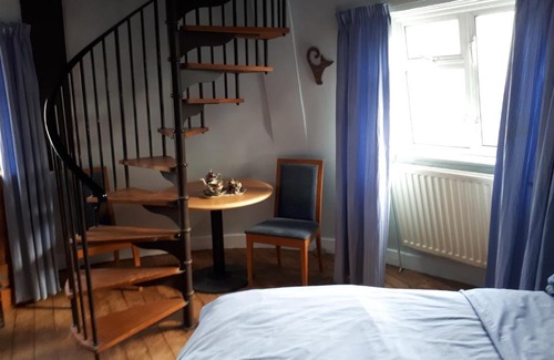 Royal Tunbridge Wells Bed & Breakfast | The Oast House