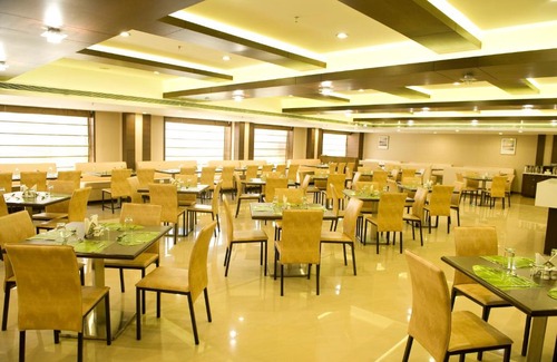 Adyar Hotel | The Ocean Pearl