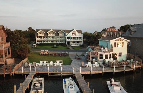 Ocracoke Hotel | The Ocracoke Harbor Inn