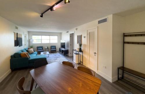 City Center Apartment | The Octagon in South Beach