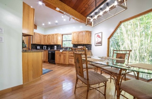 Davie House | The Octagon Oasis- Minutes from Beaches & Hardrock Hotel