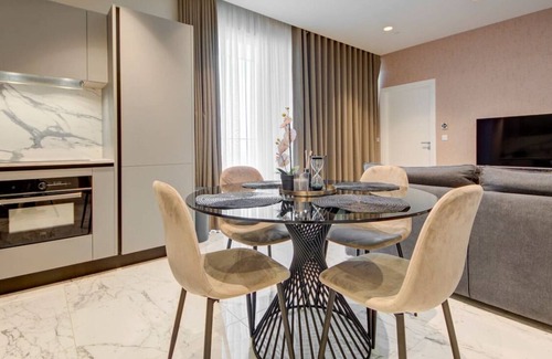 Paceville Apartment | The official seafront Mercury Suites, LUX all over