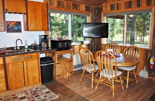 Libby Cabin | The Ol' Bock Place. Remote, quiet, capability to work remotely
