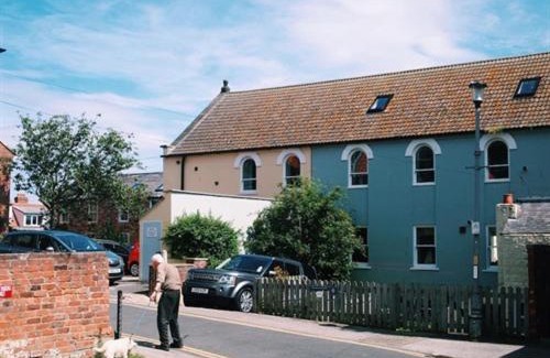 Whitby Apartment | The Old Auction Rooms Lot 2 Central with Private Parking