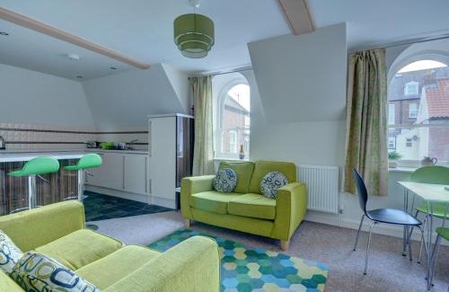 Whitby Apartment | The Old Auction Rooms Lot 2 Central with Private Parking
