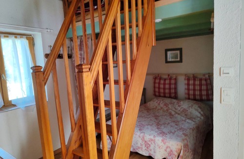 Querigut House | The old barn: The Bear House