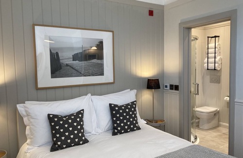 Grimston Bed & Breakfast | The Old Bell