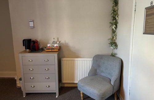 Dartmouth Bed & Breakfast | The Old Brasserie & Rooms @ no.8