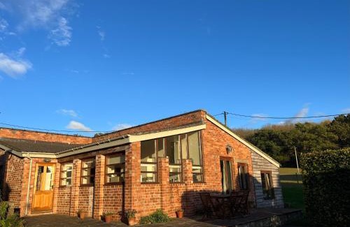 Llanvair Kilgeddin House | The Old Bull Pen