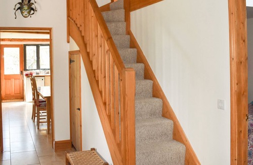 Halstead House | THE OLD CARTLODGE, family friendly, with a garden in Castle Hedingham