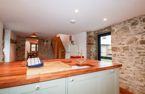 Fivelanes Cottage | The Old Cattle Barn