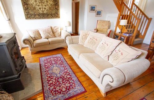 Pontesbury House | The Old Chapel