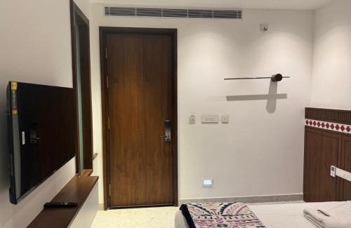 Kanchipuram Hotel | The Old City