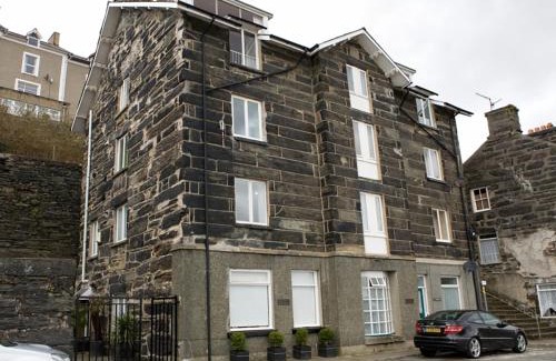 Borth-y-Gest Apartment | The Old Cornhill