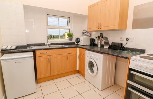 Mabe Cottage | THE OLD COWS HOUSE, pet friendly, with a garden in Helston