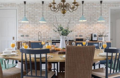 Crudwell House | The Old Dairy A Stunning Detached Rural Retreat