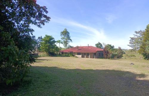 Ellinjaa House | The Old Dairy Cottage
