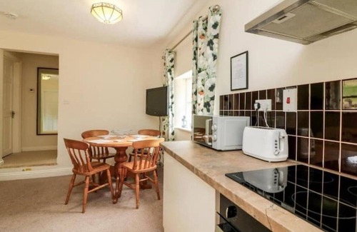 Broadwoodkelly Cottage | The Old Dairy Cottage With Indoor Pool In Devon