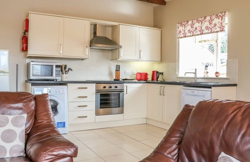 Patching Cottage | THE OLD DAIRY, pet friendly, character holiday cottage in Angmering